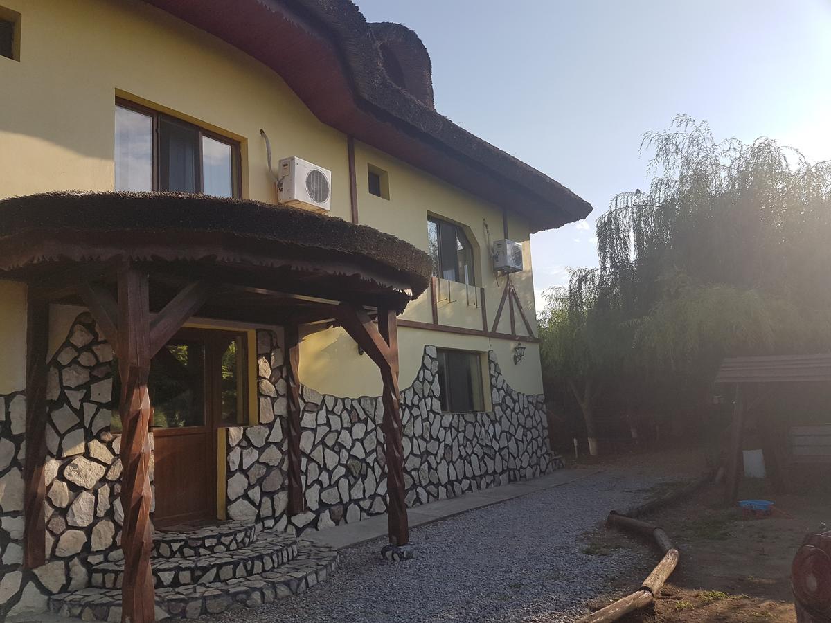 Constantin Si Elena Hotel Dunavăţu de Jos Екстериор снимка