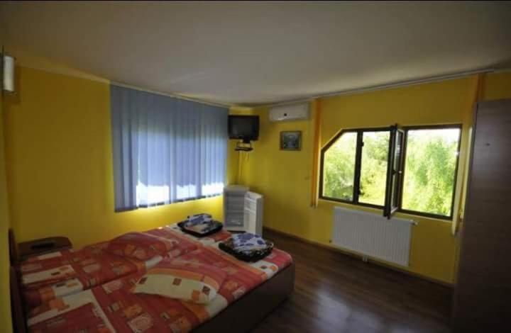 Constantin Si Elena Hotel Dunavăţu de Jos Екстериор снимка